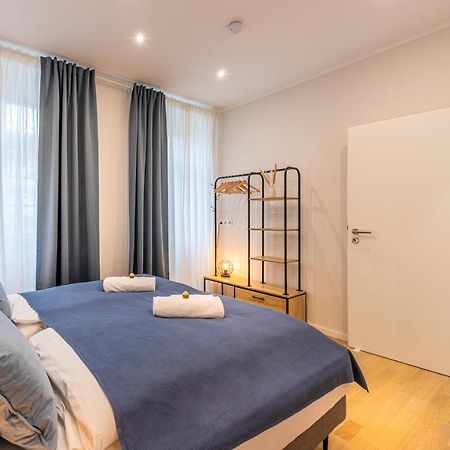 Vivid Luxury Apartment Ludwigsburg - Bluehendes Barock-Forum-Schloss-Modern Esterno foto