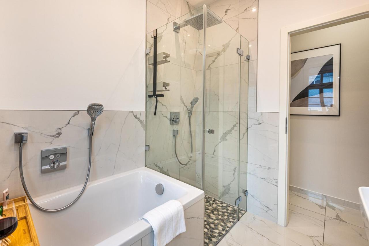 Vivid Luxury Apartment Ludwigsburg - Bluehendes Barock-Forum-Schloss-Modern Esterno foto