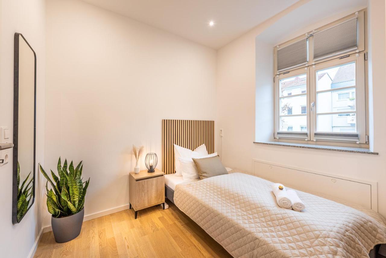 Vivid Luxury Apartment Ludwigsburg - Bluehendes Barock-Forum-Schloss-Modern Esterno foto