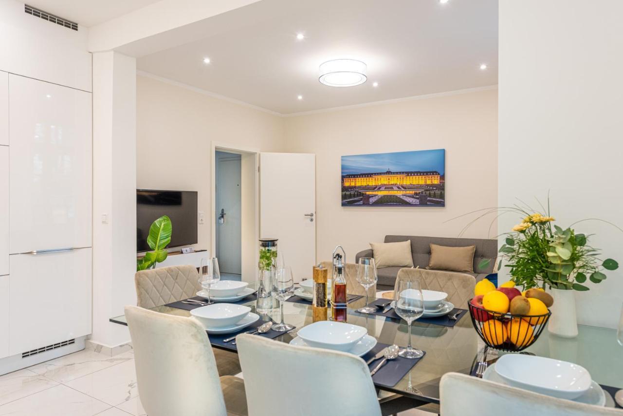 Vivid Luxury Apartment Ludwigsburg - Bluehendes Barock-Forum-Schloss-Modern Esterno foto