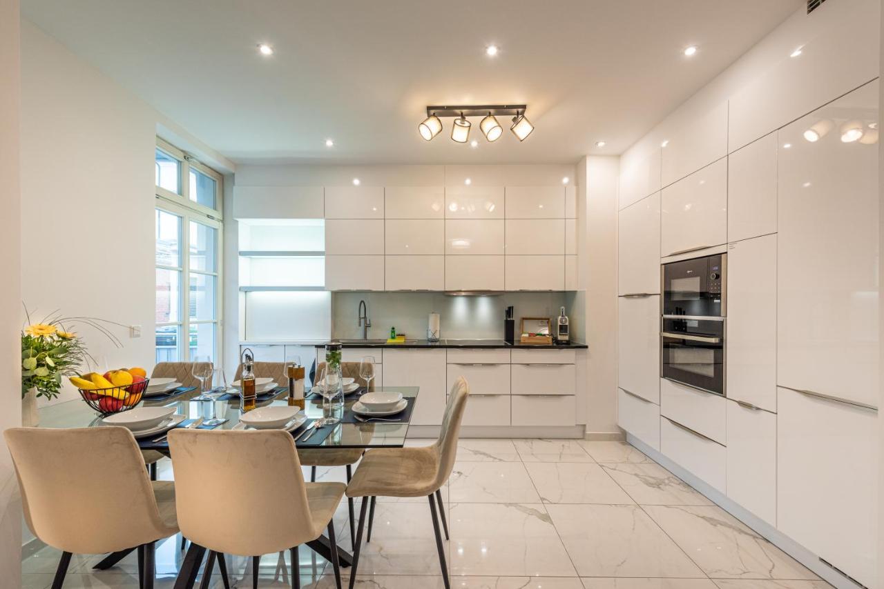 Vivid Luxury Apartment Ludwigsburg - Bluehendes Barock-Forum-Schloss-Modern Esterno foto